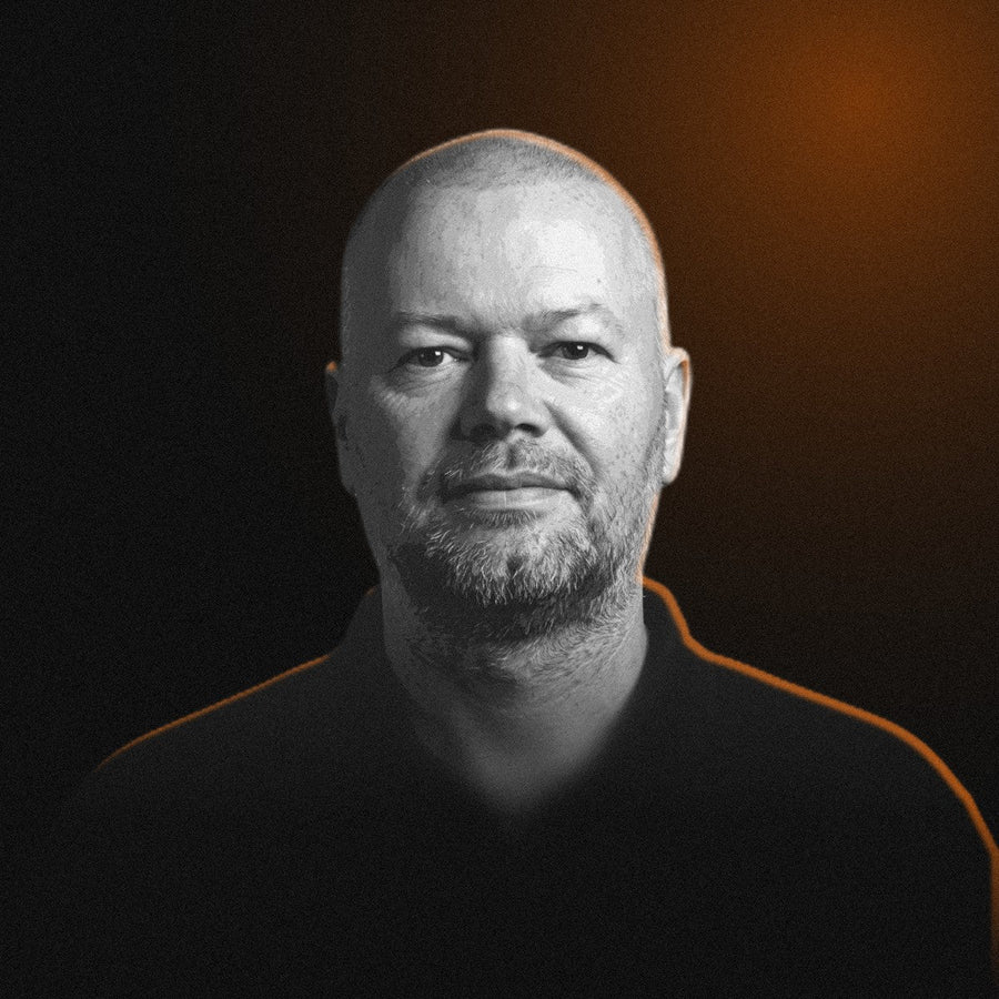 AI illustration of Raymond van Barneveld - Darts Online